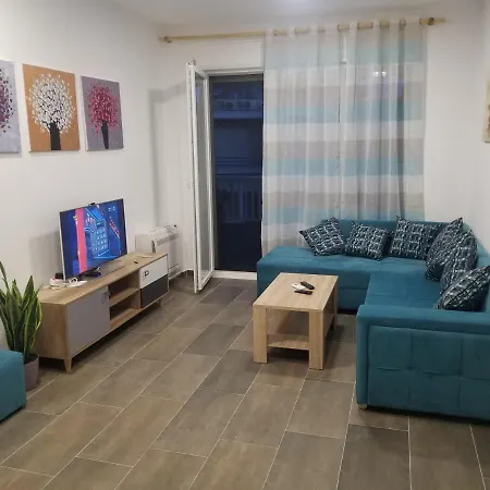 Holiday home Veranda Home, Gjiri I Lalzit