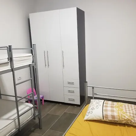 Veranda Home, Gjiri I Lalzit