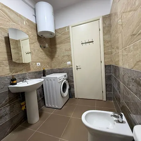 Hébergement de vacances Veranda Home, Gjiri I Lalzit Draç