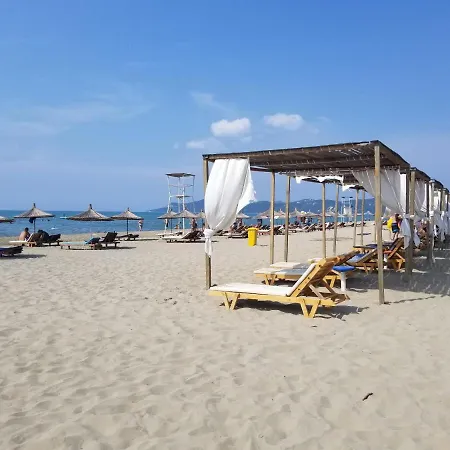 度假居 Veranda Home, Gjiri I Lalzit