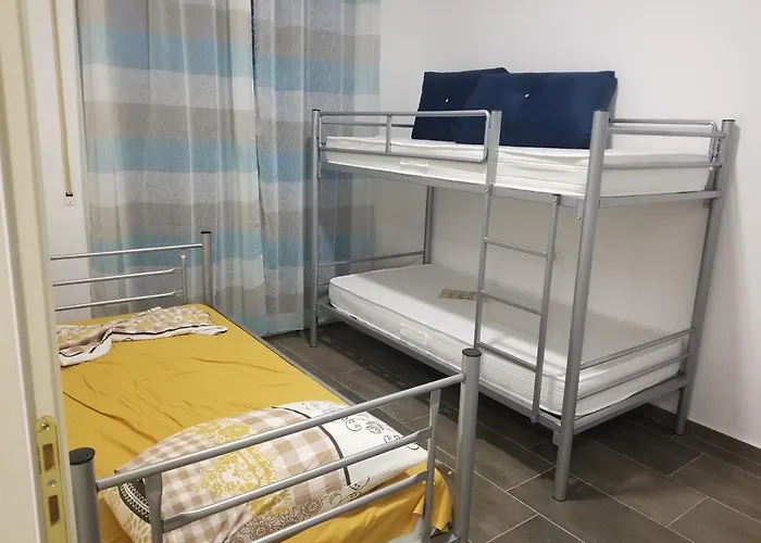 Veranda Home, Gjiri I Lalzit * Dıraç